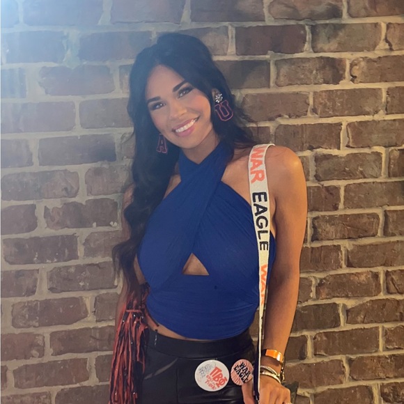 Meet your Posher, Emmaclaire - Picture 1 of 1